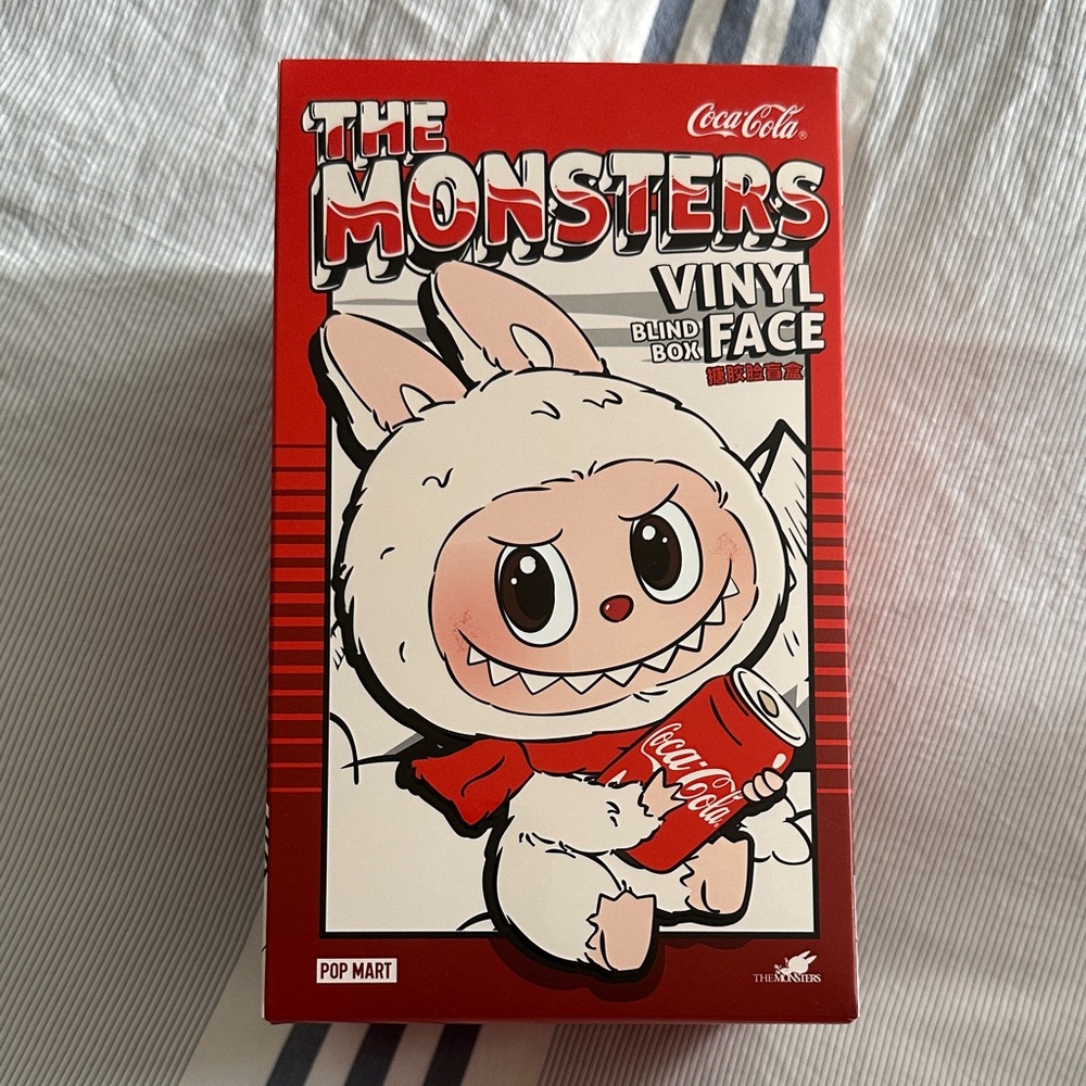 Labubu The Monsters Coca-Cola blind box. Happy Factor or Surprise Shake.